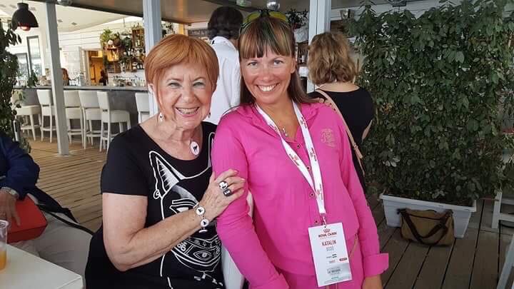 Photo commune avec la présidente de la WCF